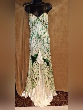 Exquisite NWT Jovani Green & Cream Beaded Gown Front Slit & Slight Train Sweep